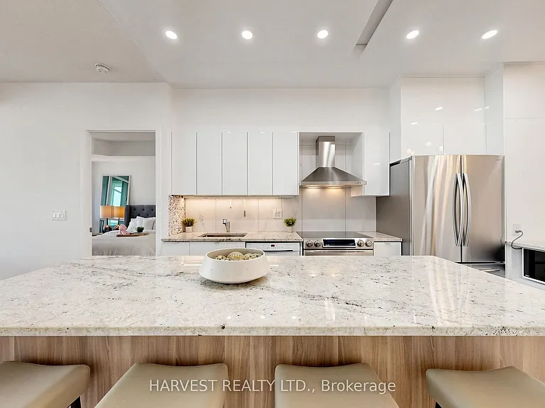 209 Fort York Blvd #380 — Photo 9