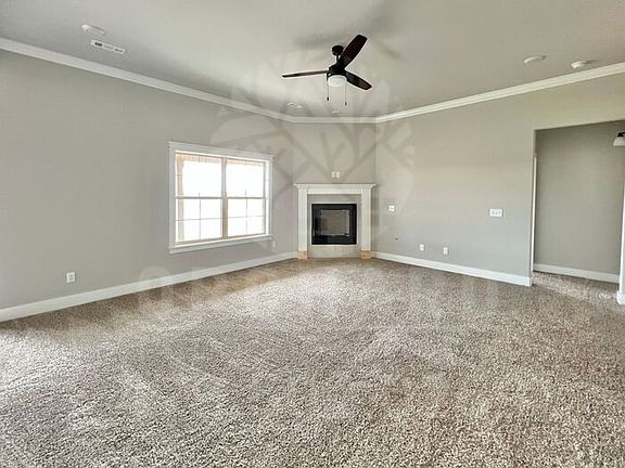 3rd image of 739 Woodplains Ave