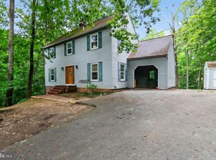 94 E River Bend Rd, Fredericksburg, VA 22407