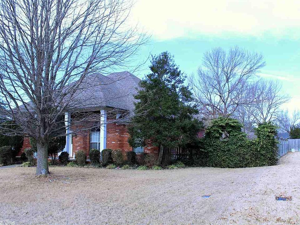 1st image of 3630 Noblett Dr