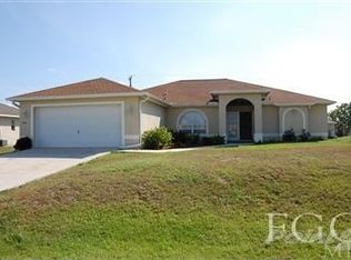 1950 NE 15th Ter, Cape Coral, FL 33909