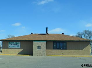 2327 S 24th St, Council Bluffs, IA 51501