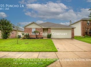 705 Poncho Ln, Haslet, TX 76052