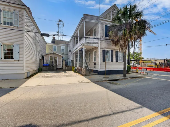 69 Washington St, Charleston, SC 29403