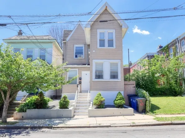 9 Emerson Pl, Newark City, NJ 07114