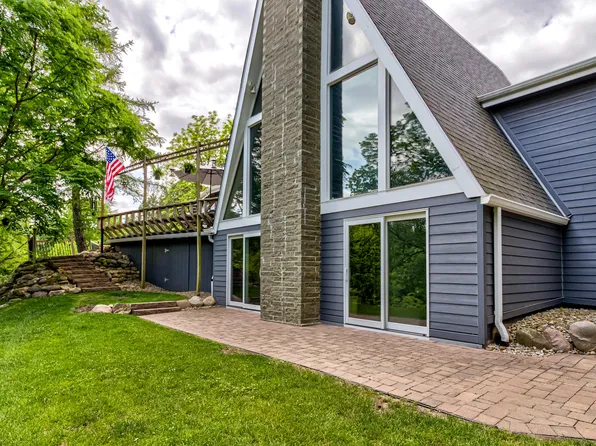 3265 Dartmoor Rd, Ames, IA 50014