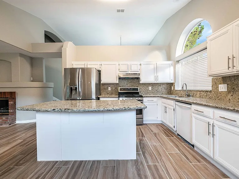 2545 New Morning Ave — Photo 15