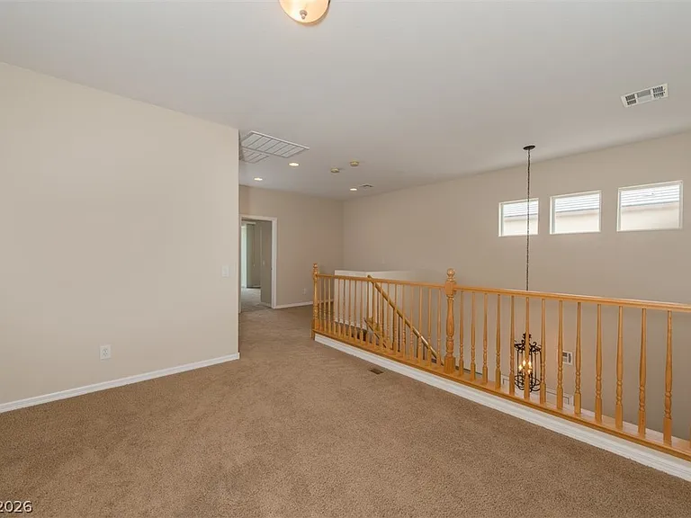 8229 Oakshire St — Photo 16