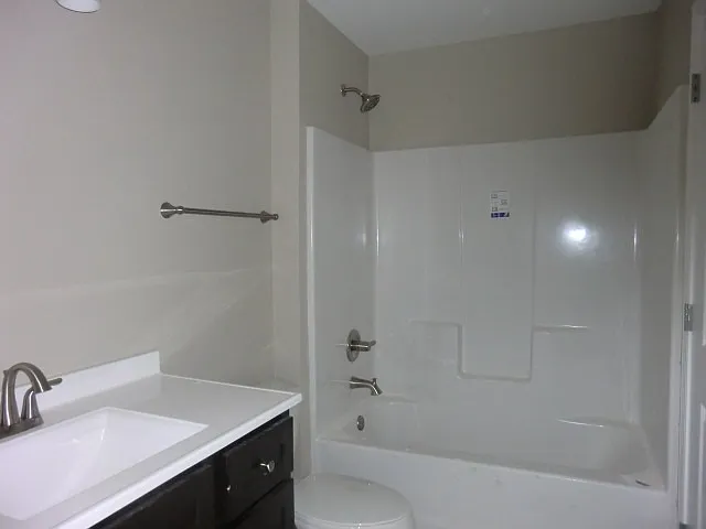 1338 Village Circle Dr — Photo 10