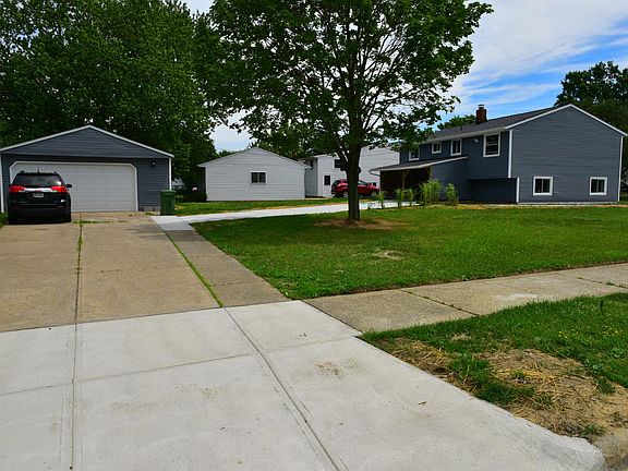 4th image of 36645 Lakehurst Dr