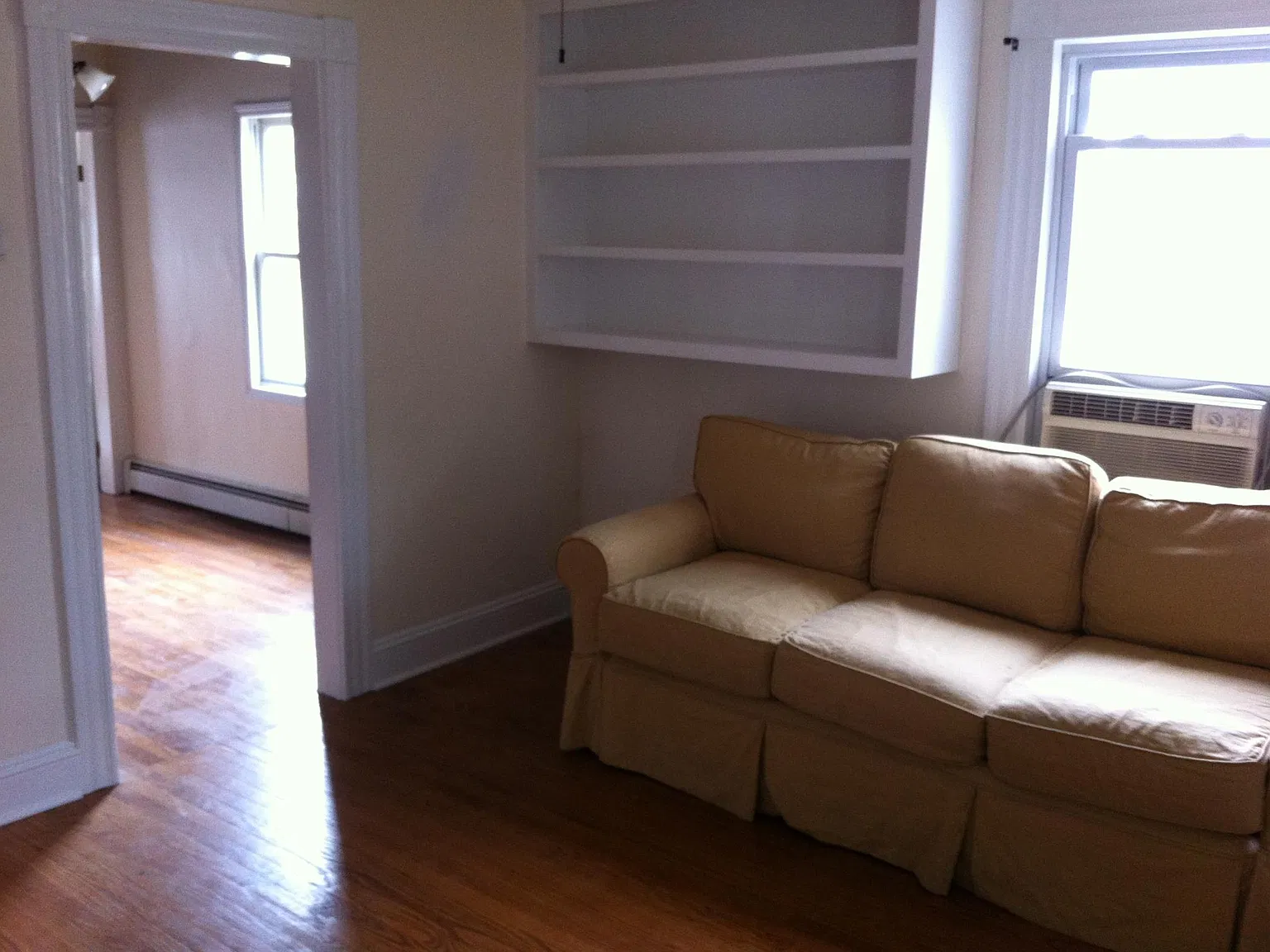 2 bed, 600 sqft, $1,850 — Photo 2