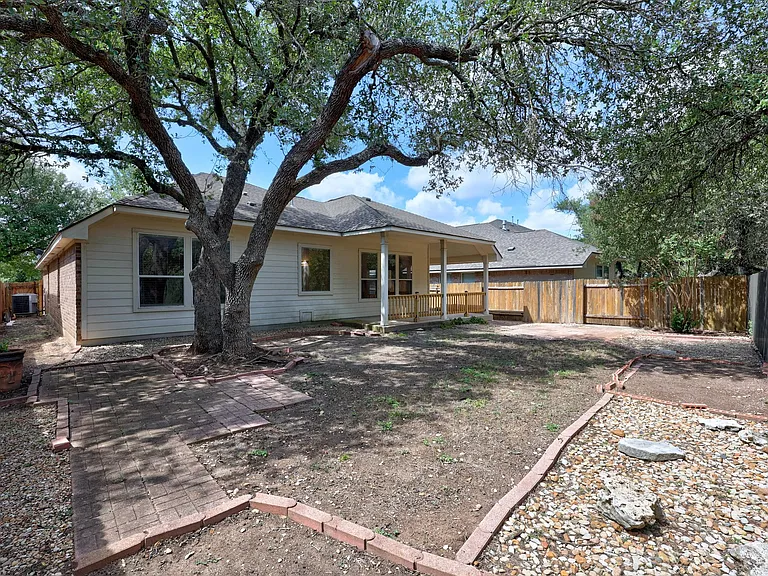 3808 Noe Ln — Photo 29