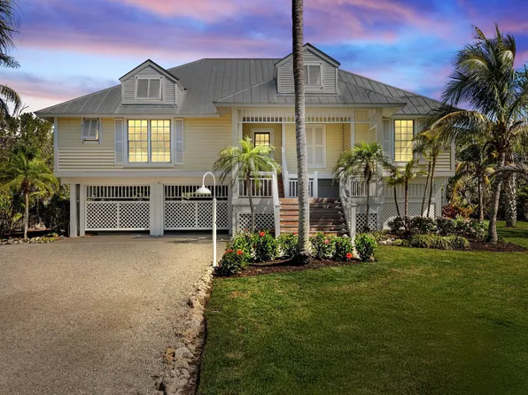 213 Daniel Dr, Sanibel, FL 33957