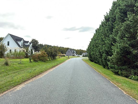 4th image of 23129 Magnolia Hills Rd