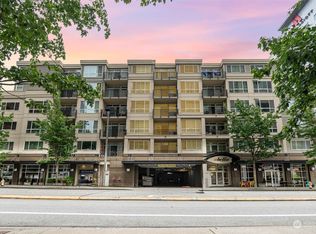 300 110th Ave NE APT 304, Bellevue, WA
