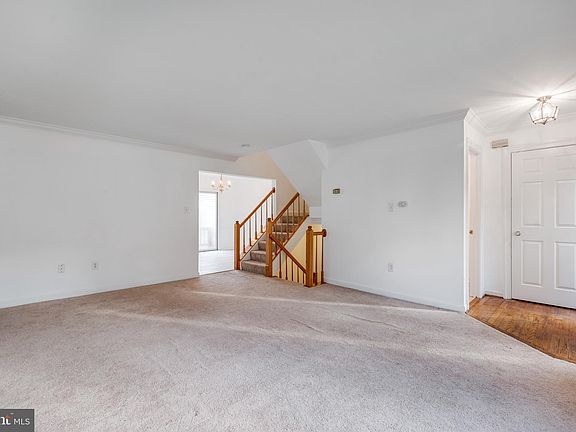 3rd image of 15530 Travailer Ct