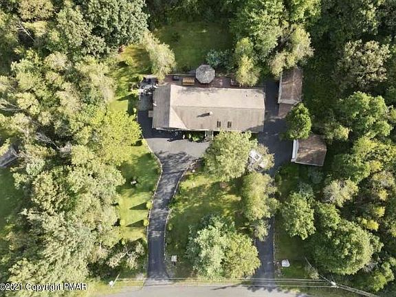 2nd image of 158 Kiowa Ln