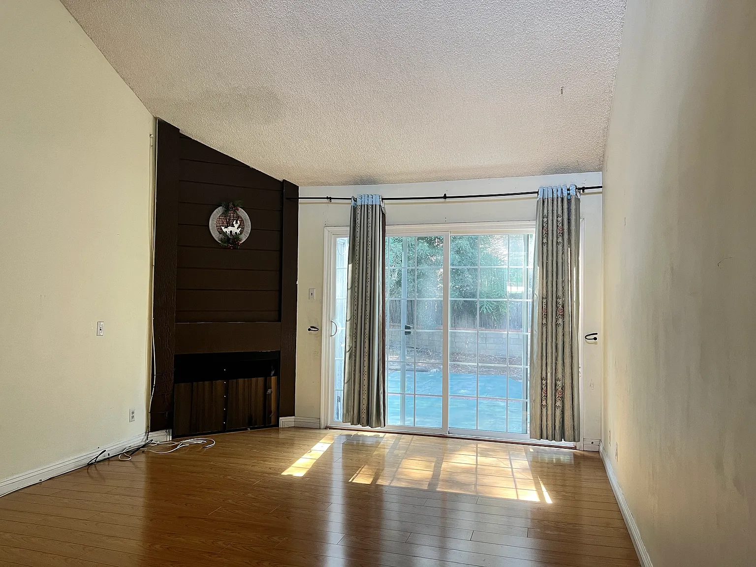 3 bed, 1436 sqft, $3,000 — Photo 3