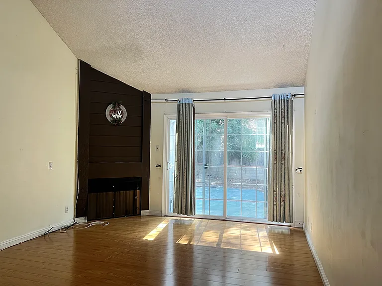 908 S Garfield Ave — Photo 3