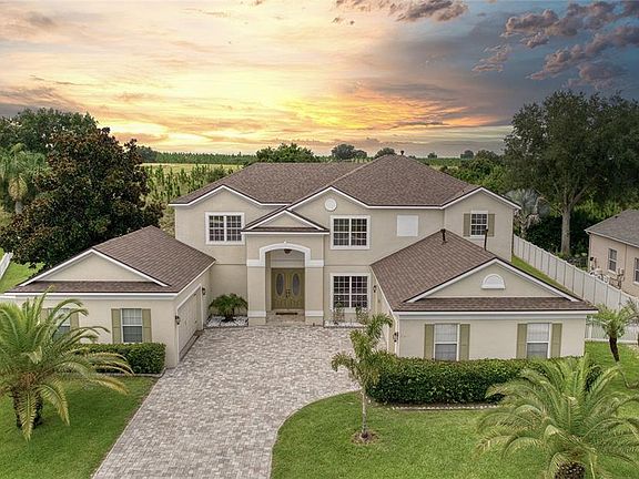 2nd image of 2924 MAJESTIC ISLE DRIVE