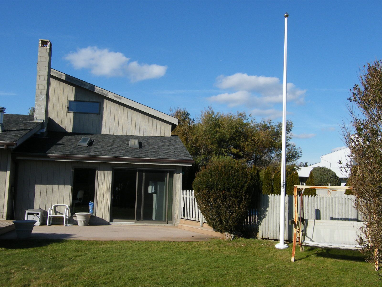 44 Club Ln, Remsenburg, NY 11960 Out East