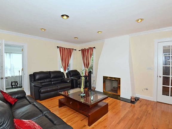 4th image of 8225 233rd St