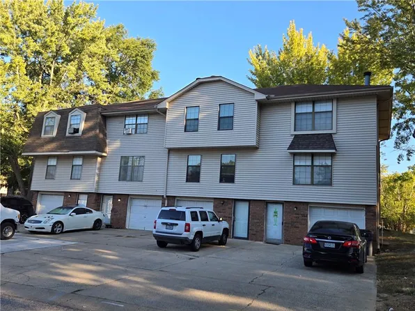 217-223 NW Zaun Ave, Blue Springs, MO 64014