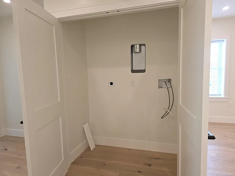 owner will add new washer and dryer