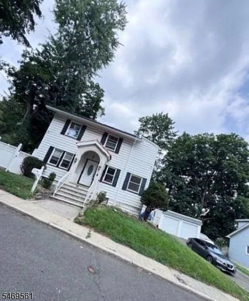 1st image of 50 Ridgehurst Rd