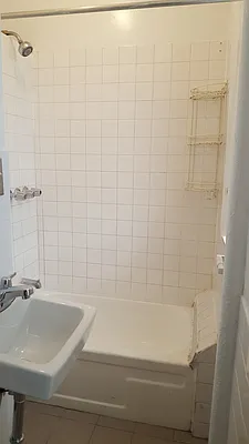 Rented by MCR Realty | media 17