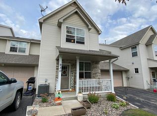 930 Cole St, Chaska, MN 55318