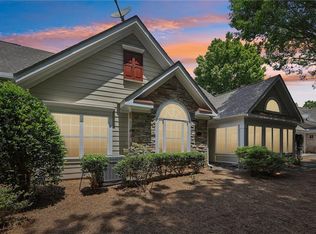 6123 Malloway Ct, Cumming, GA 30041