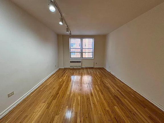 2nd image of 71-40 112th St #5111
