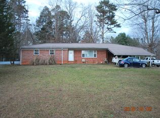 210 Cannon Farm Rd, Marion, NC 28752