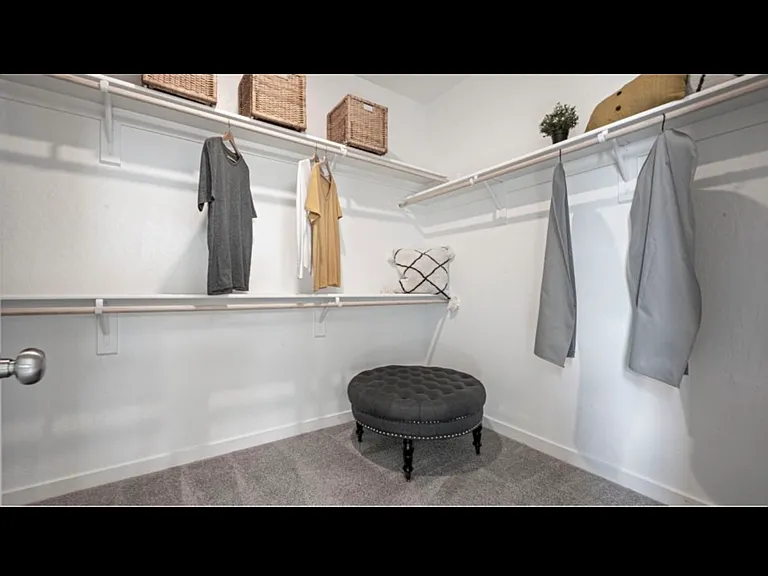 1752 N Sophia St — Photo 5