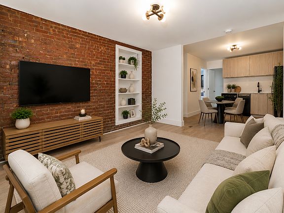 2nd image of 306 E 5th St APT B