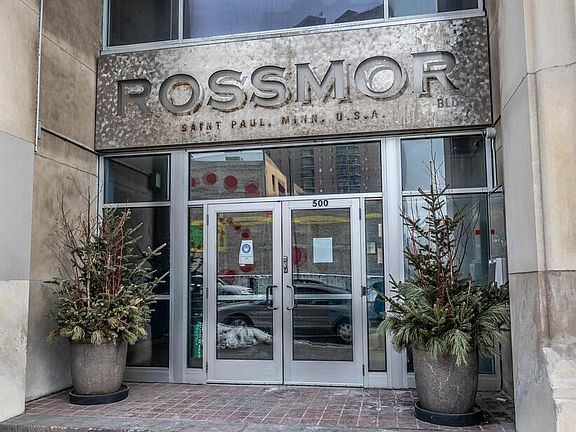 3rd image of 500 Robert St #617