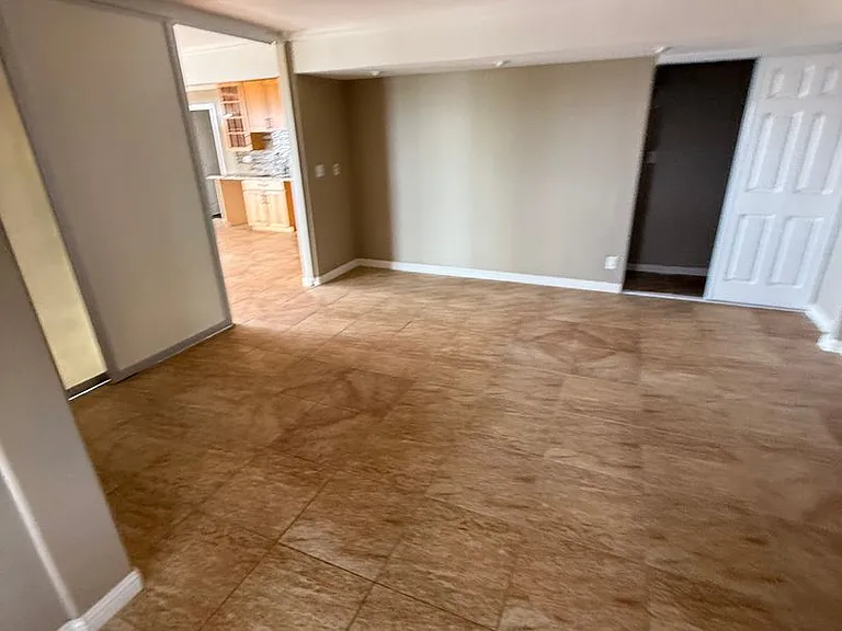 1617 Paula Dr — Photo 22