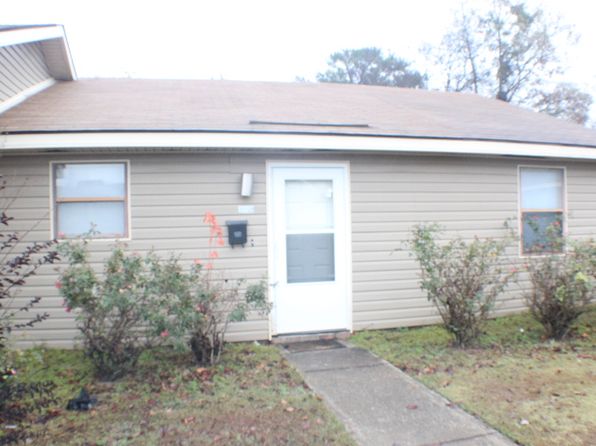 113 Stonehedge Dr