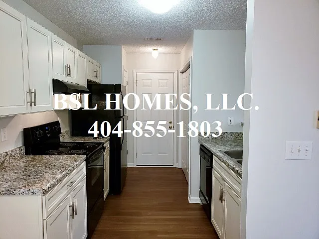 302 Hillcrest Ln — Photo 14