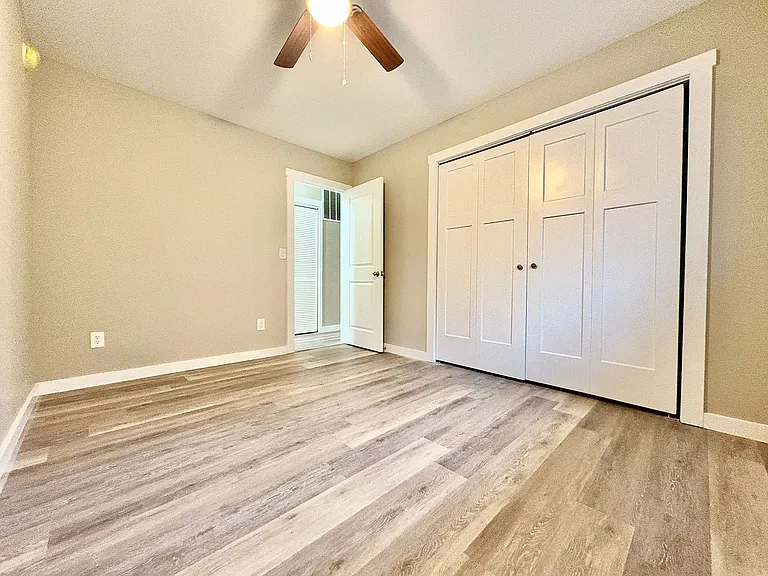 812 Jackson St — Photo 10