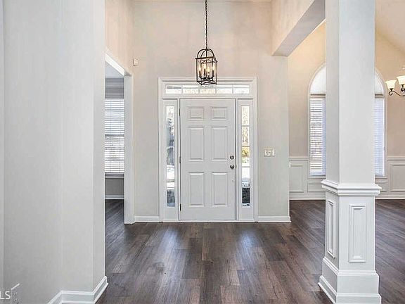 5th image of 312 Grovewood Ln
