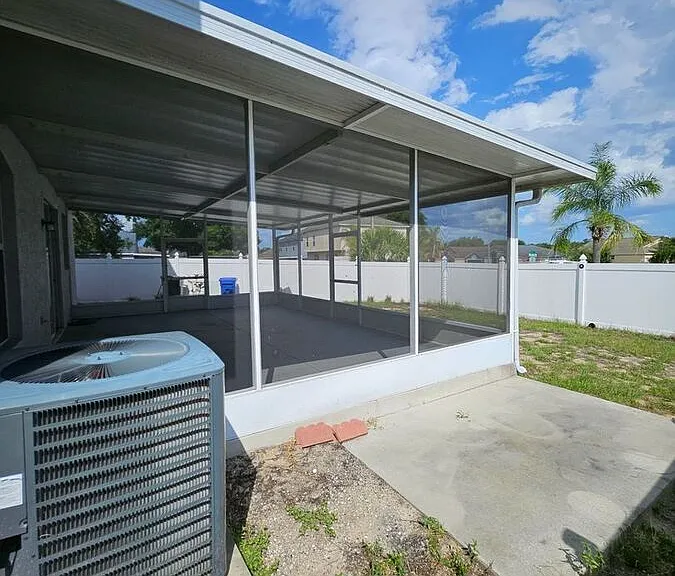 4453 Horseshoe Pick Ln — Photo 2