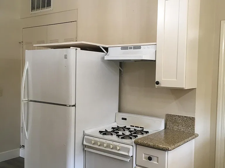 755 Alhambra St #1 — Photo 6