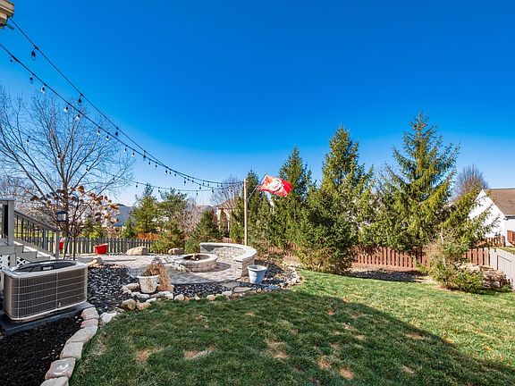 5th image of 839 Corylus Dr