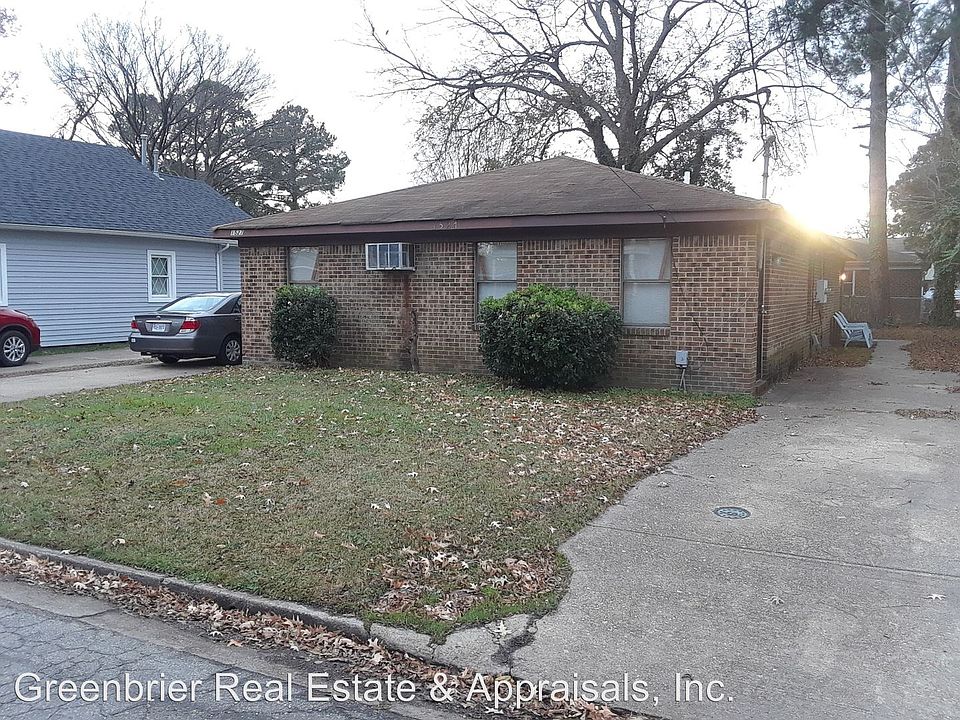 1st image of 1527 Rush St #A