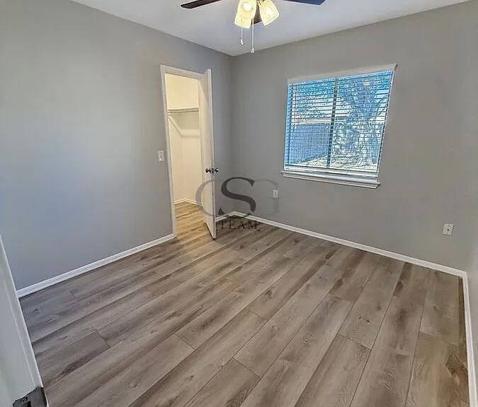 9371 Lands Point St — Photo 5