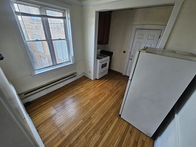 1511 W Bryn Mawr Ave #3F — Photo 4