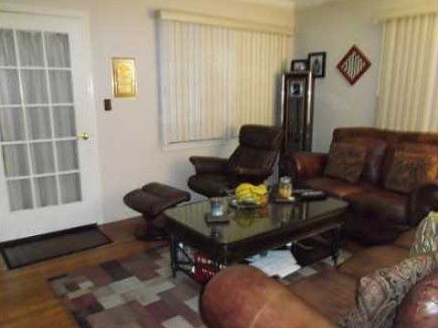 3rd image of 1116 Esther St