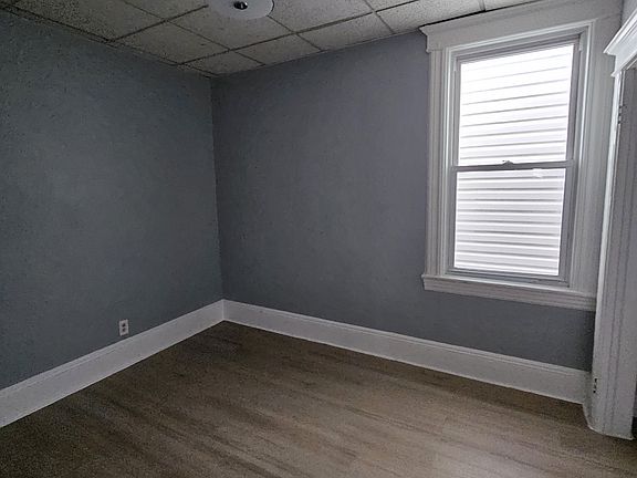 4th image of 297 Old Bergen Rd #2